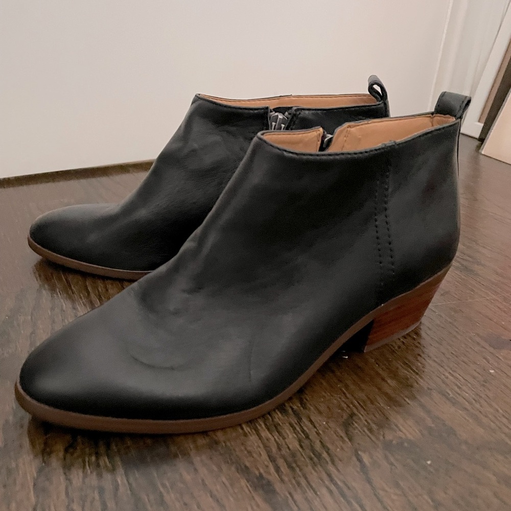 NEW J Crew women’s black booties 8.5